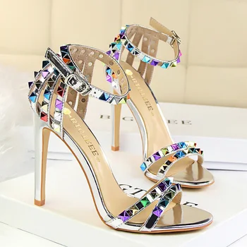 Обувки BIGTREE/Нови дамски сандали на висок ток с нитове в римски стил сандали на висок ток, Дизайнерски обувки 2021 г., дамски обувки-лодки, вечерни обувки