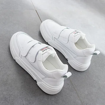 Пролетно-есенен Дамски обувки 2022 г., Нови бели обувки, дамски корейската версия, Универсална Ежедневни Обувки, Удобни леки Маратонки